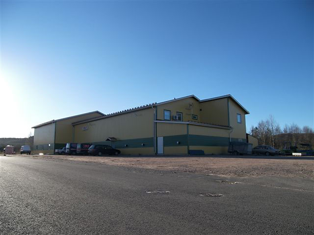 LW Balsta AB, Edsbyn. Industrihall och kontor 750 kvm industriyta 150 kvm kontor Byggår 2003-2006.